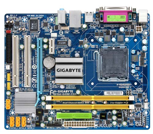 Bo may tinh Core2 Quad Q8200 AMD choi game LCD RAM HDD CPU-1115