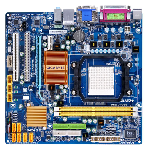 Bo may tinh Core2 Quad Q8200 AMD choi game LCD RAM HDD CPU-1125