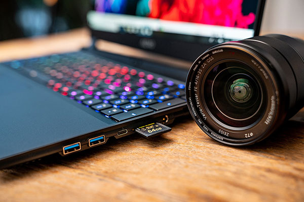 AERO 15 (Intel 9th Gen) Key Features | Laptop - GIGABYTE Global AERO 15 (Intel 9th Gen) Key Features | Laptop - GIGABYTE Global