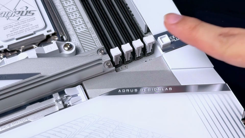 X870I AORUS PRO ICE (Rev. 1.0) マザーボード - GIGABYTE Japan