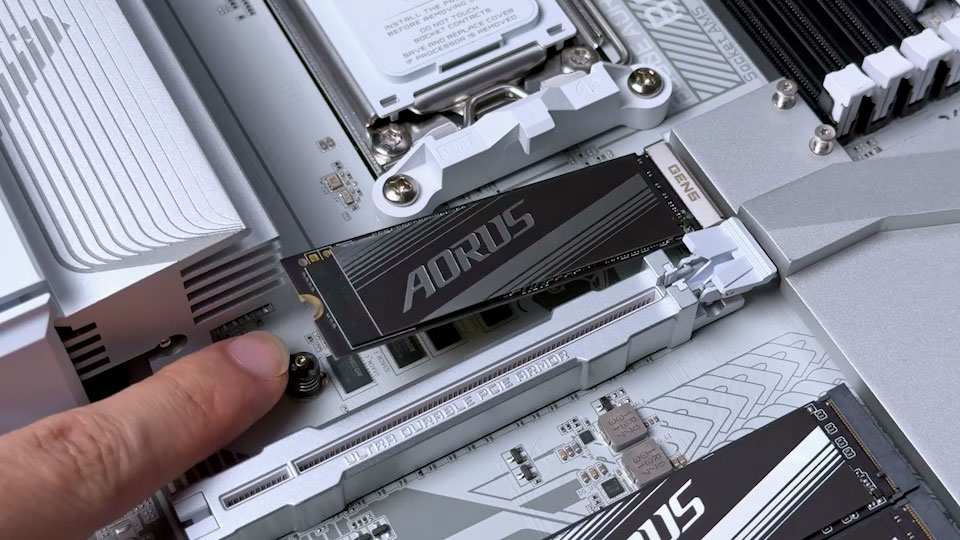 X870I AORUS PRO ICE ゲーミングマザーボード X870I AORUS PRO ICE (rev. 1.0) Key Features | Motherboard