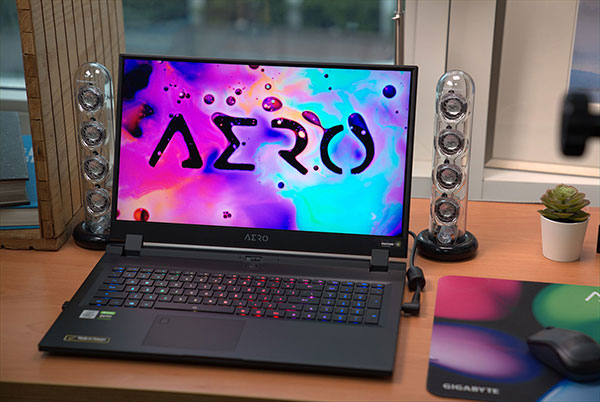 AERO Creator Laptop Adobe RGB 100%