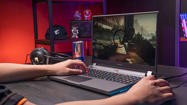AORUS 15P 06
