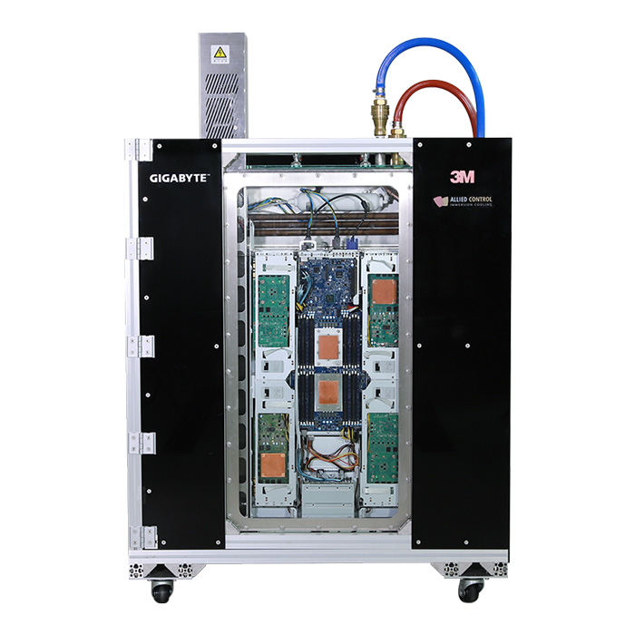 GIGABYTE TwoPhase Liquid Immersion Cooling