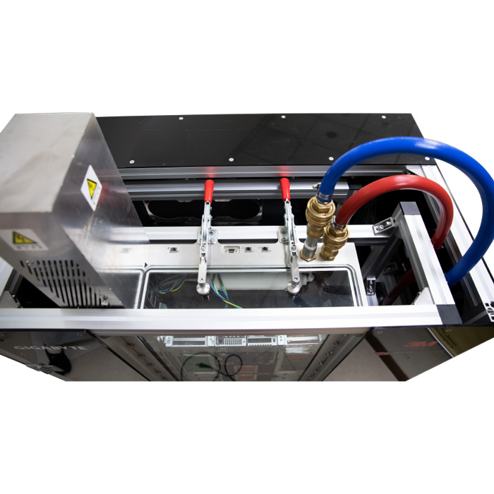 GIGABYTE TwoPhase Liquid Immersion Cooling