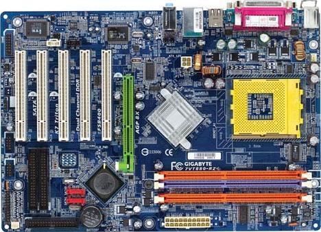 Tarjetas Madre - 7VT880-RZ