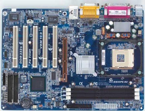 Tarjetas Madre - 8I845PE-RZ