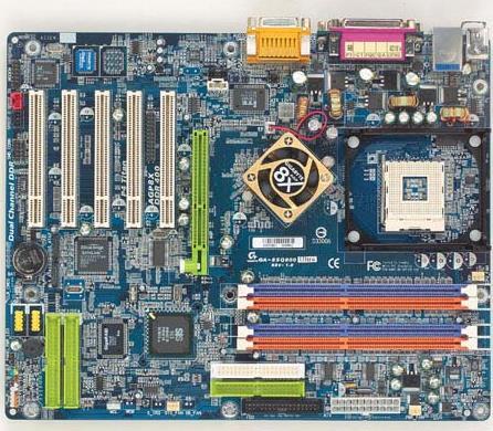 Tarjetas Madre - GA-8SQ800 Ultra