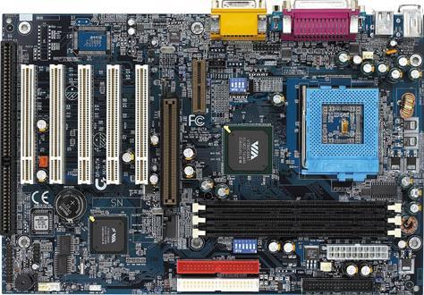 Moederbord - GA-6VTX