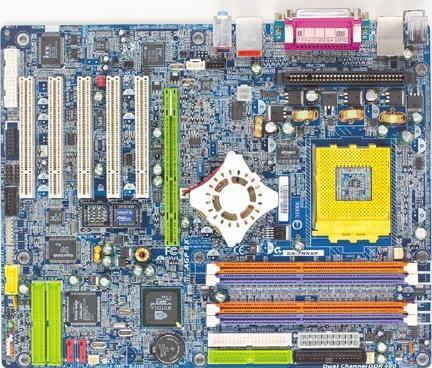 Tarjetas Madre - GA-7NNXP